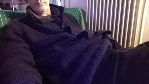 Bi sexy guy lovense hush is on private is open or password show tip if you like. online show from February 25, 2025, 12:24 pm