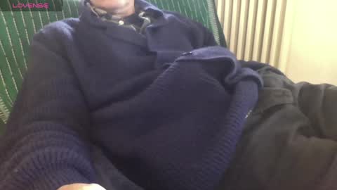 Bi sexy guy lovense hush is on private is open or password show tip if you like. online show from March 3, 2025, 2:15 pm