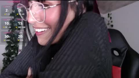 myomi online show from November 5, 2025, 2:33 am