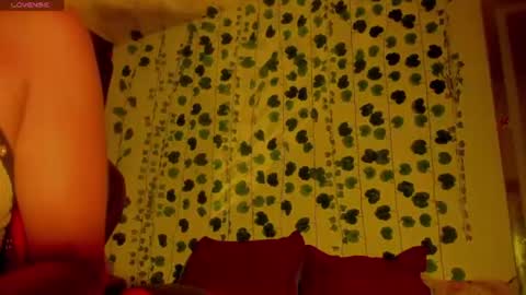 Snapshot of myomi_nix chatting on July 5, 2026, 11:45 pm myomi online show from July 5, 2026, 11:45 pm