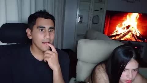 Snapshot of myp_couple chatting on June 19, 2026, 10:35 pm myp_couple online show from June 19, 2026, 10:35 pm