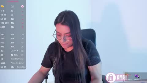Bella online show from May 12, 2026, 4:53 am