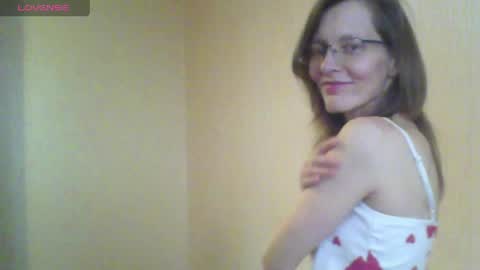 Snapshot of mysterious_blondy chatting on March 27, 2026, 8:26 am mysterious_blondy online show from March 27, 2026, 8:26 am