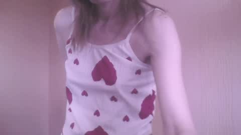 Snapshot of mysterious_blondy chatting on April 18, 2026, 6:50 am mysterious_blondy online show from April 18, 2026, 6:50 am
