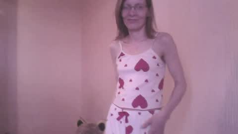 Snapshot of mysterious_blondy chatting on May 3, 2026, 5:24 am mysterious_blondy online show from May 3, 2026, 5:24 am
