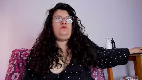 mystery_psique online show from November 23, 2025, 1:33 pm