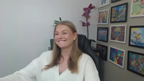 Erica online show from April 17, 2026, 1:25 pm