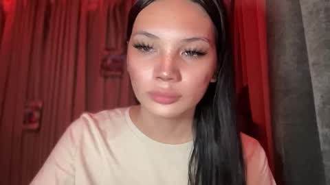 UR GIRL NEXTDOOR online show from March 22, 2026, 3:54 am