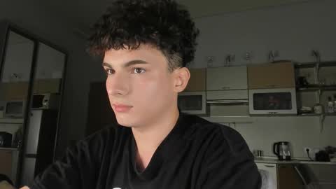 Evan Brown online show from September 12, 2025, 11:15 pm