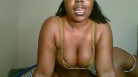 mystic_saucy online show from September 29, 2025, 6:57 pm