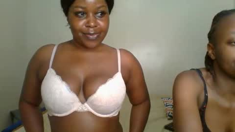 mystic_saucy online show from September 30, 2025, 6:46 pm