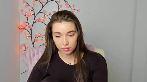 Amelia online show from April 13, 2026, 11:27 am