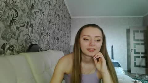 Snapshot of mysticglimmer chatting on March 26, 2026, 8:09 am Anika online show from March 26, 2026, 8:09 am