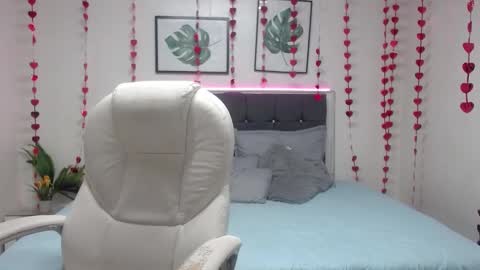 Mystic  online show from March 2, 2025, 1:36 am