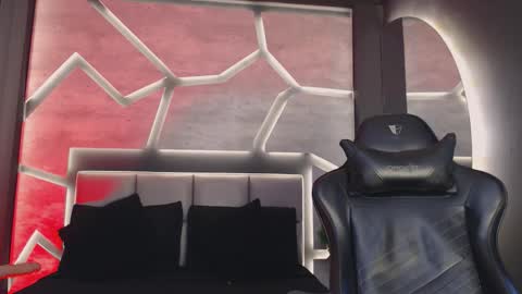 mystrongsubmissive online show from November 29, 2025, 7:17 pm