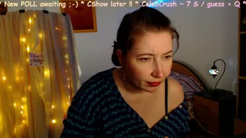 Snapshot of mystydew chatting on May 15, 2026, 11:50 am MystyDew online show from May 15, 2026, 11:50 am
