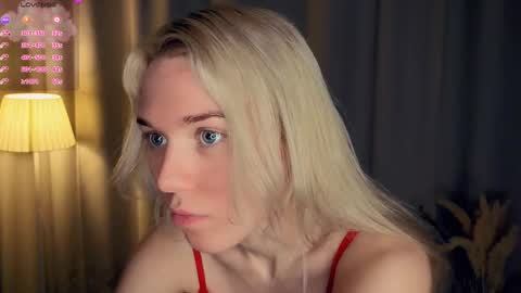 Olivia or just olive online show from November 27, 2025, 7:16 pm