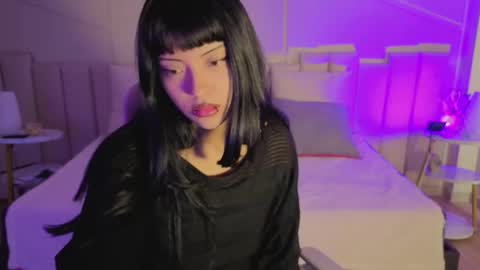 Lela  online show from March 4, 2026, 11:27 am