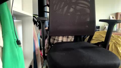 n0facen0case1 online show from October 22, 2025, 3:45 pm