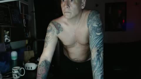 Snapshot of n0rcal_daddy chatting on November 2, 2025, 2:36 am Norcal Daddy online show from November 2, 2025, 2:36 am