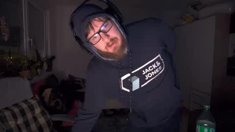 Nico online show from December 26, 2024, 2:33 am