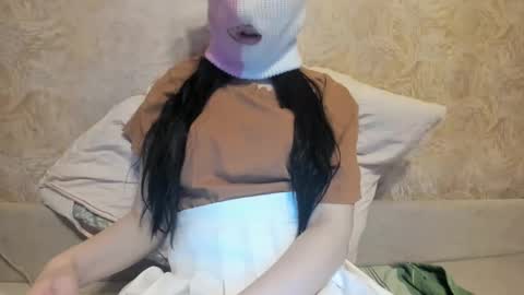 n33n33 online show from March 6, 2026, 4:31 am