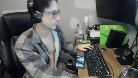 a Ordinary Boy online show from February 2, 2026, 5:39 am