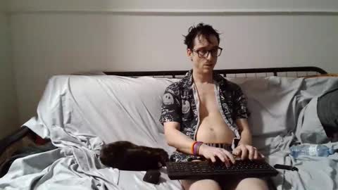 a Ordinary Boy online show from February 13, 2026, 1:01 am