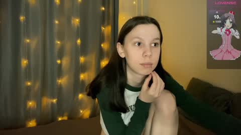 Vanessa and Julia  online show from February 1, 2025, 7:34 pm