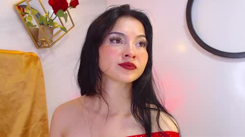 naamah_b online show from January 28, 2025, 1:38 pm