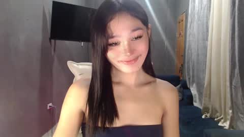 nadiestar online show from February 18, 2025, 11:33 am