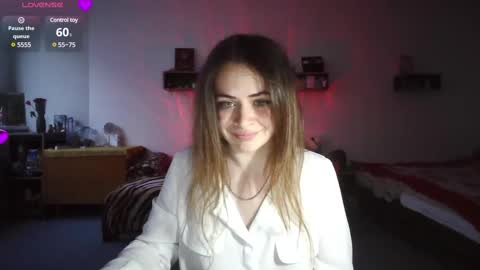 nadiiamorgun online show from March 8, 2025, 4:39 pm