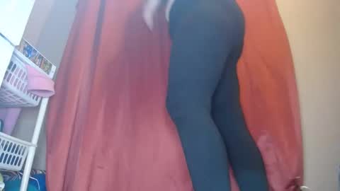 nadinnnea online show from February 3, 2025, 8:13 pm