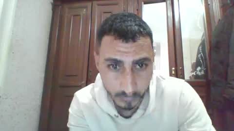 V online show from February 4, 2025, 11:05 am