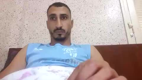 V online show from November 9, 2025, 11:52 am