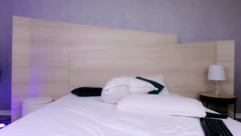 Nadya online show from February 22, 2026, 4:16 pm