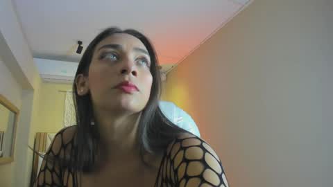 Nahimi online show from April 18, 2026, 7:07 pm