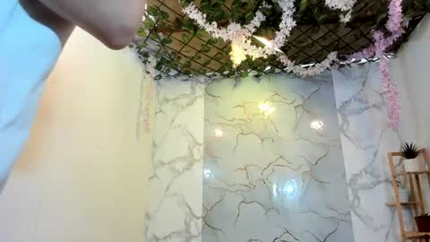 Snapshot of nahomi_hot2002 chatting on June 21, 2026, 1:03 pm nahomi_hot2002 online show from June 21, 2026, 1:03 pm