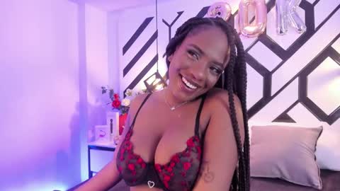 Snapshot of nahomikroft chatting on February 10, 2026, 1:37 pm Nahomi online show from February 10, 2026, 1:37 pm