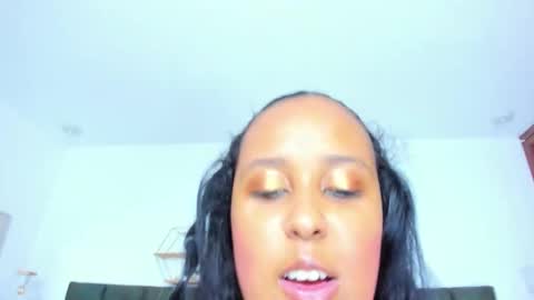 Nahomy online show from March 10, 2026, 8:03 pm