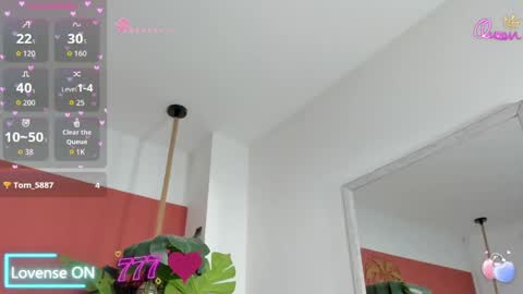 Snapshot of naiara30_ chatting on June 9, 2026, 9:48 pm N A I A R A online show from June 9, 2026, 9:48 pm