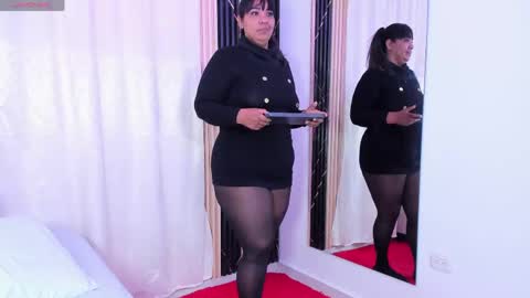 Snapshot of nailha1 chatting on May 20, 2026, 11:05 am Nailha online show from May 20, 2026, 11:05 am