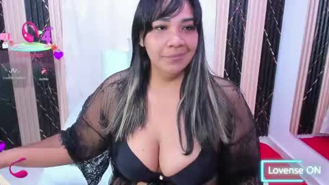 Snapshot of nailha1 chatting on May 26, 2026, 11:06 am Nailha online show from May 26, 2026, 11:06 am