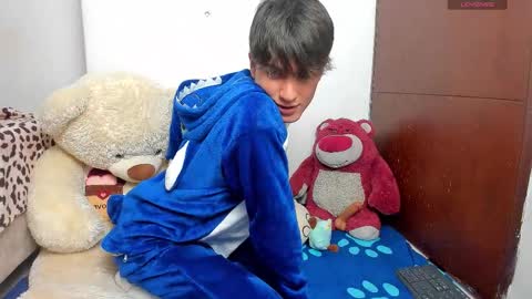 Snapshot of naim_theking chatting on March 1, 2026, 3:30 am N A I M T H E K I N G online show from March 1, 2026, 3:30 am