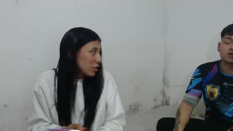 naisha and axel2 online show from September 30, 2025, 5:34 am