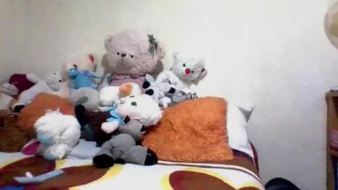 naisha and axel2 online show from January 13, 2026, 10:59 pm