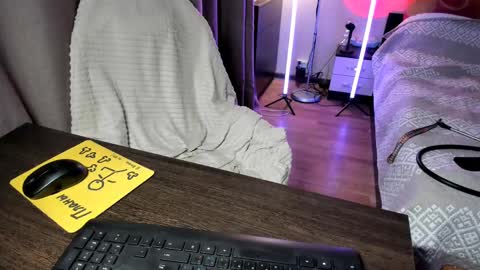 Asy no face  online show from March 2, 2025, 3:48 pm