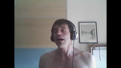 Snapshot of nakedfun777177580 chatting on May 2, 2026, 2:33 pm nakedfun777177580 online show from May 2, 2026, 2:33 pm