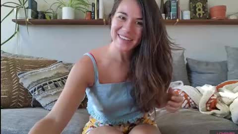 nakedpaint245477 online show from September 9, 2025, 3:00 pm