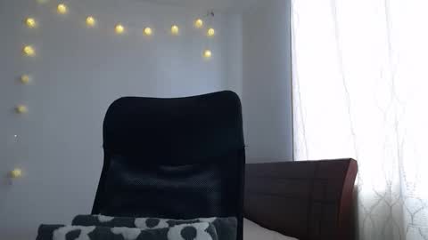 Snapshot of nala_foster chatting on June 7, 2026, 3:27 pm Nala online show from June 7, 2026, 3:27 pm